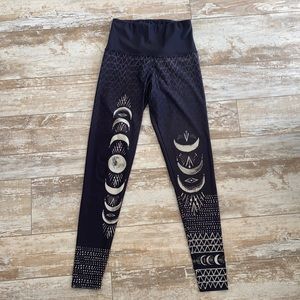 Onzie moon phases leggings
